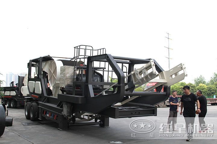 客戶就公司現貨進行參觀、考察